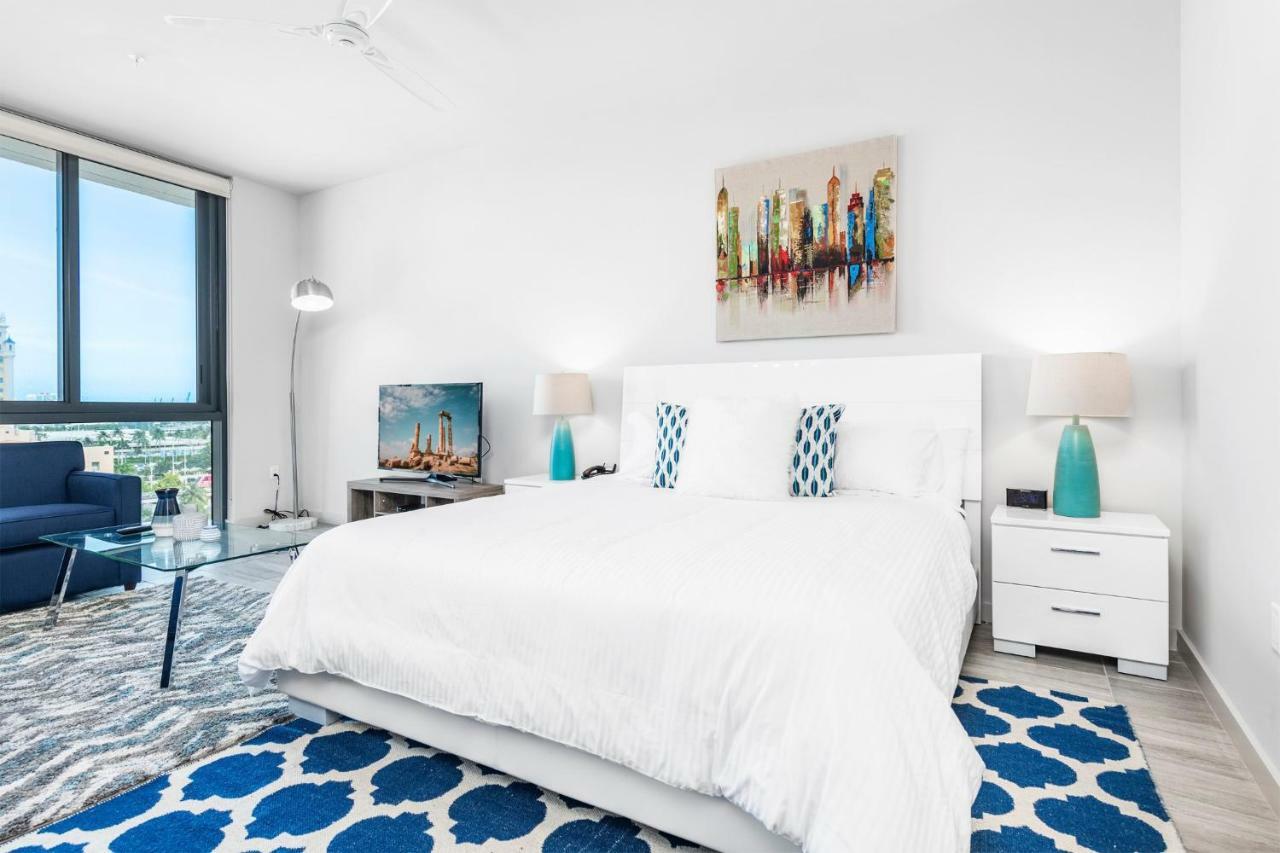 Global Luxury Suites Downtown Маями Стая снимка