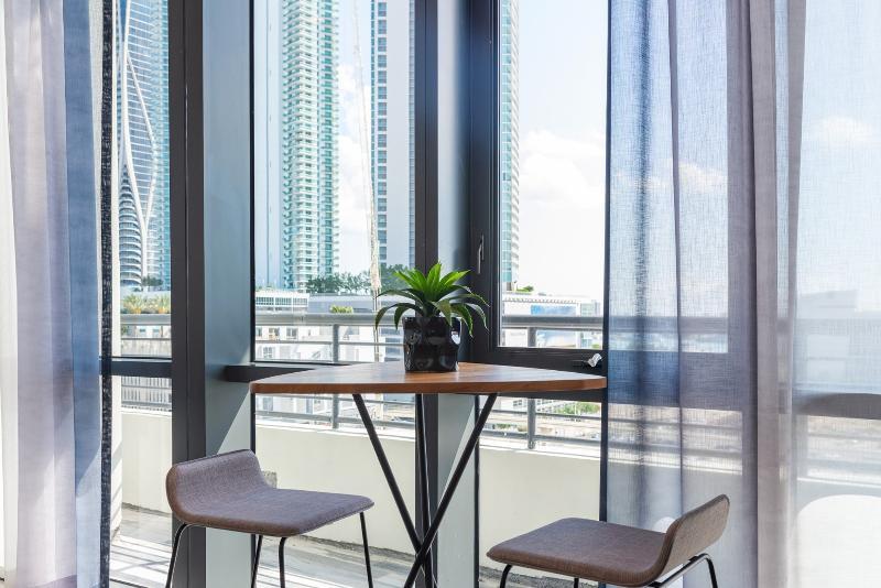 Global Luxury Suites Downtown Маями Екстериор снимка
