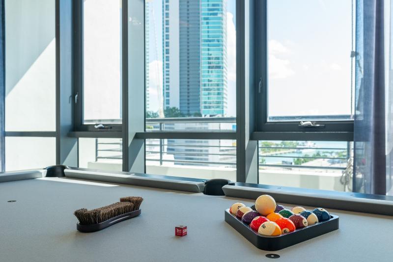 Global Luxury Suites Downtown Маями Екстериор снимка