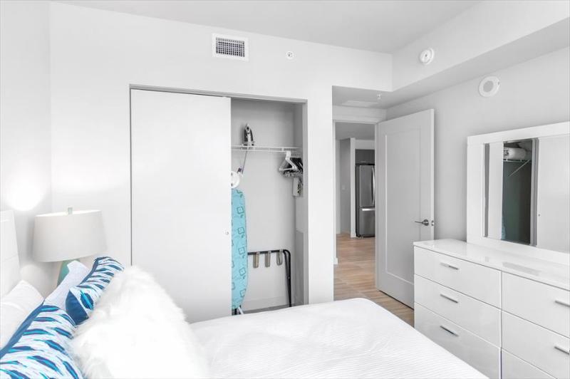 Global Luxury Suites Downtown Маями Екстериор снимка
