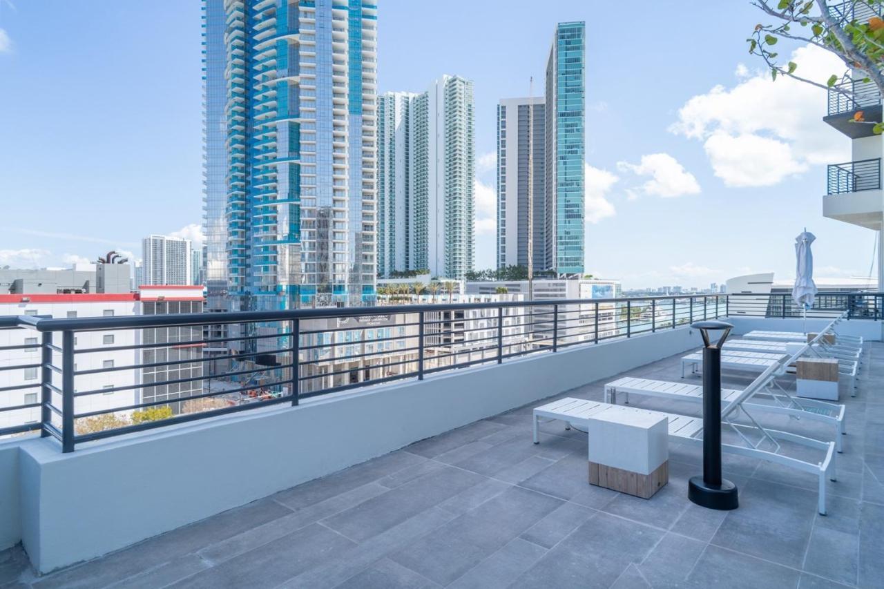 Global Luxury Suites Downtown Маями Екстериор снимка