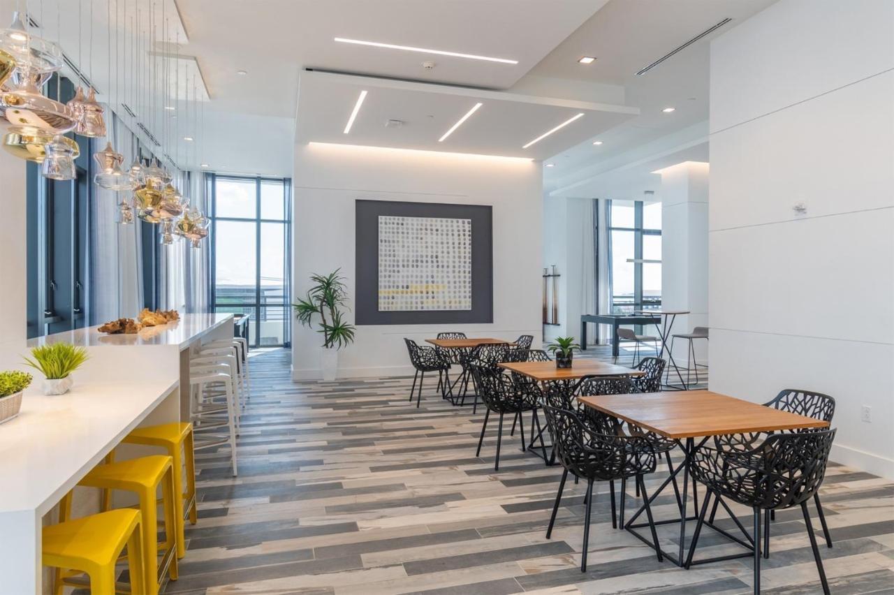 Global Luxury Suites Downtown Маями Екстериор снимка