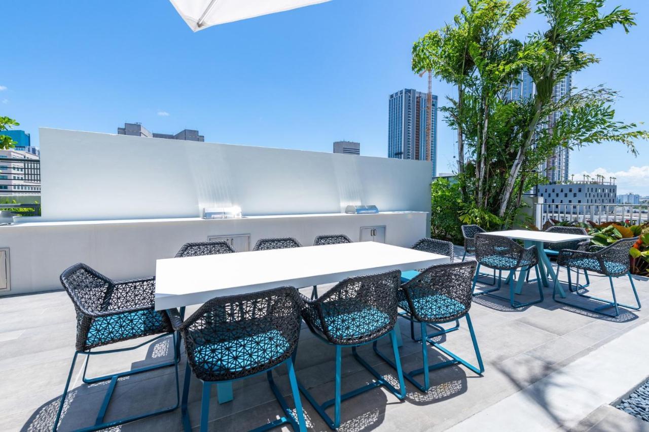 Global Luxury Suites Downtown Маями Екстериор снимка
